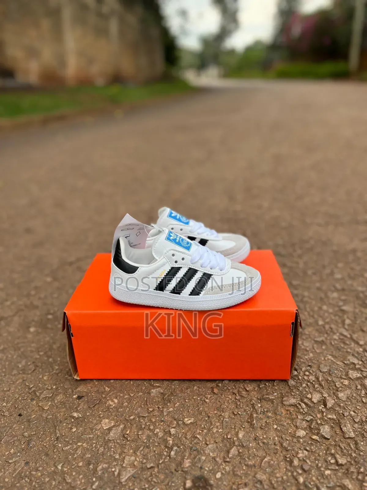Kids Sneakers. Adidas Samba Black and White