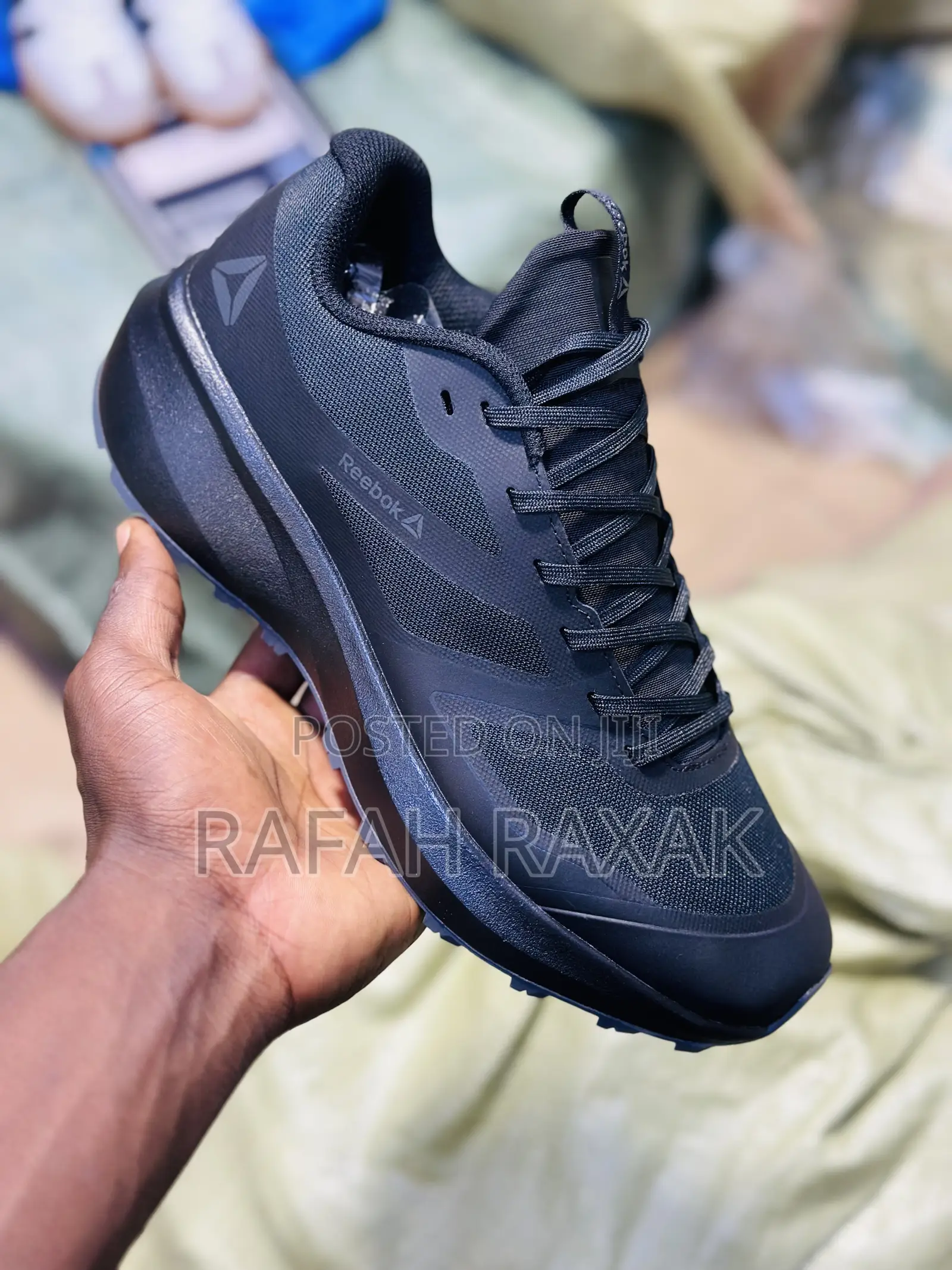 Original Black Reebok Gore-Tex Trainer Running Sneakers