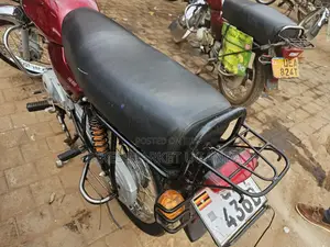 Bajaj Boxer 2024 Red