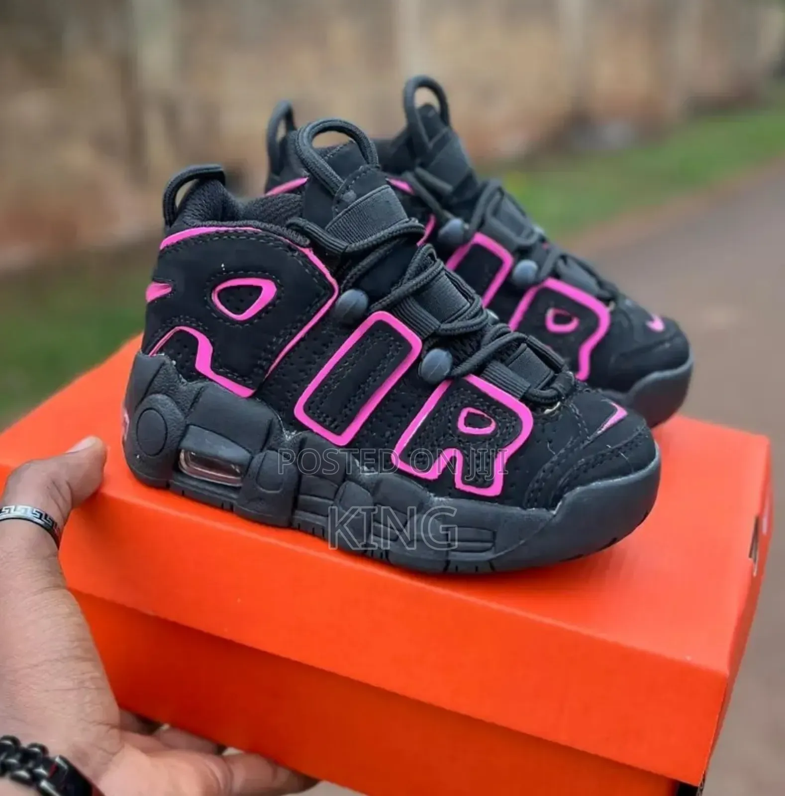 Kids Sneakers. Nike Air Black Pink