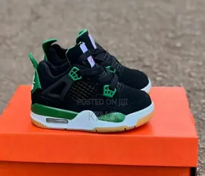 Kids Sneakers. Kids Nike Sb X Air Jordan 4 Black Green