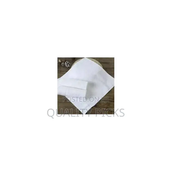 12 PCS of 30x30cm Small Square White Soft Towels