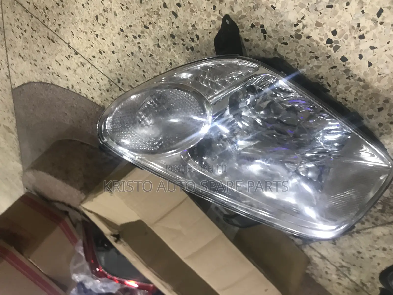 Headlamps Rav 4 2004, 2005