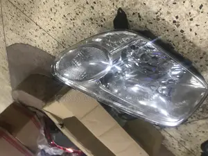 Headlamps Rav 4 2004, 2005