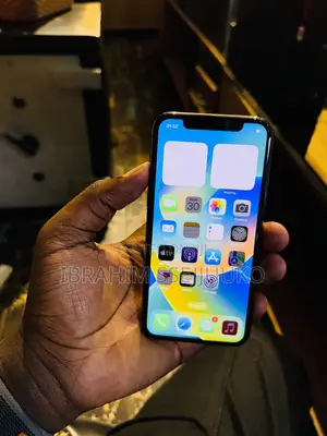 Apple iPhone 11 Pro 64 GB Gold