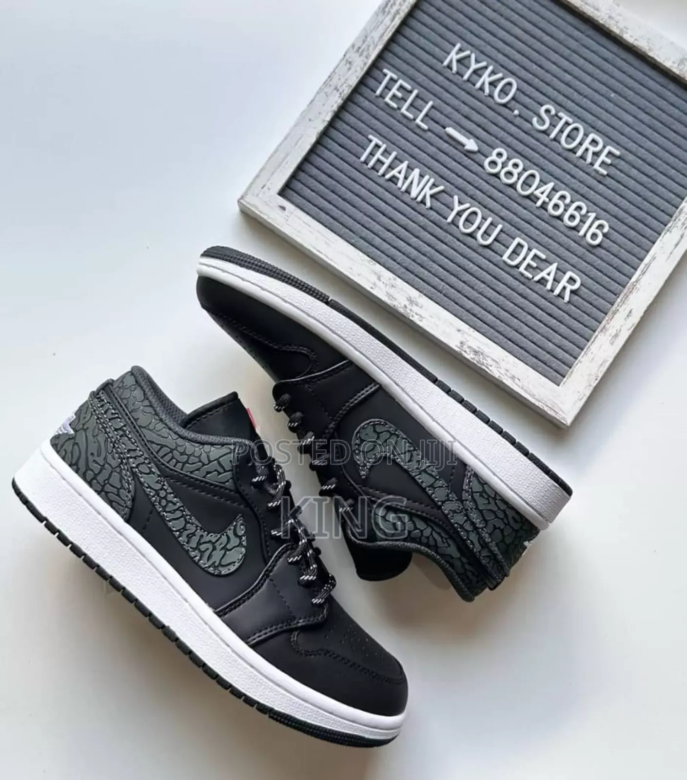 Gentle Air Jordan 1 Low SE Black Elephant