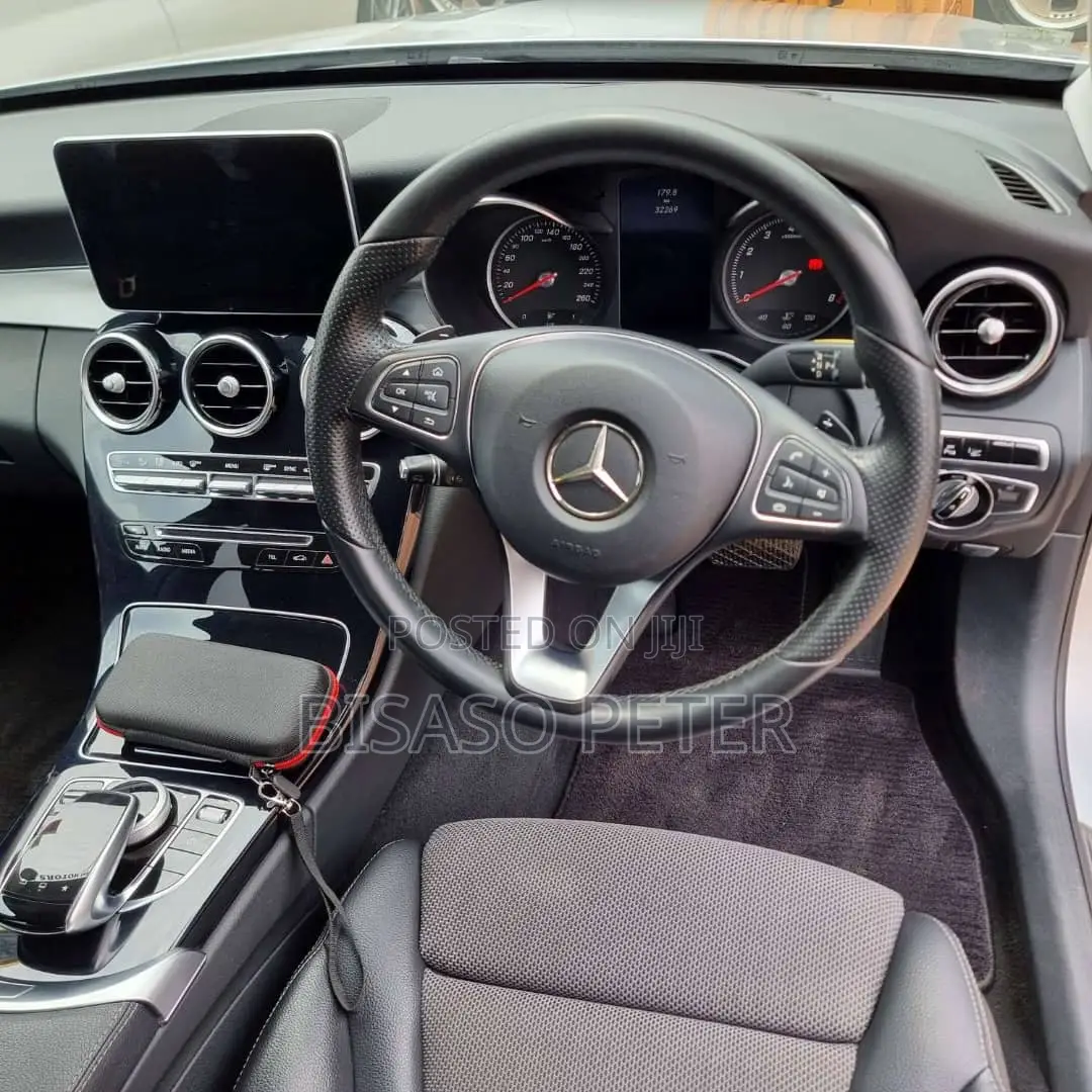 Mercedes-Benz C200 2015 Silver