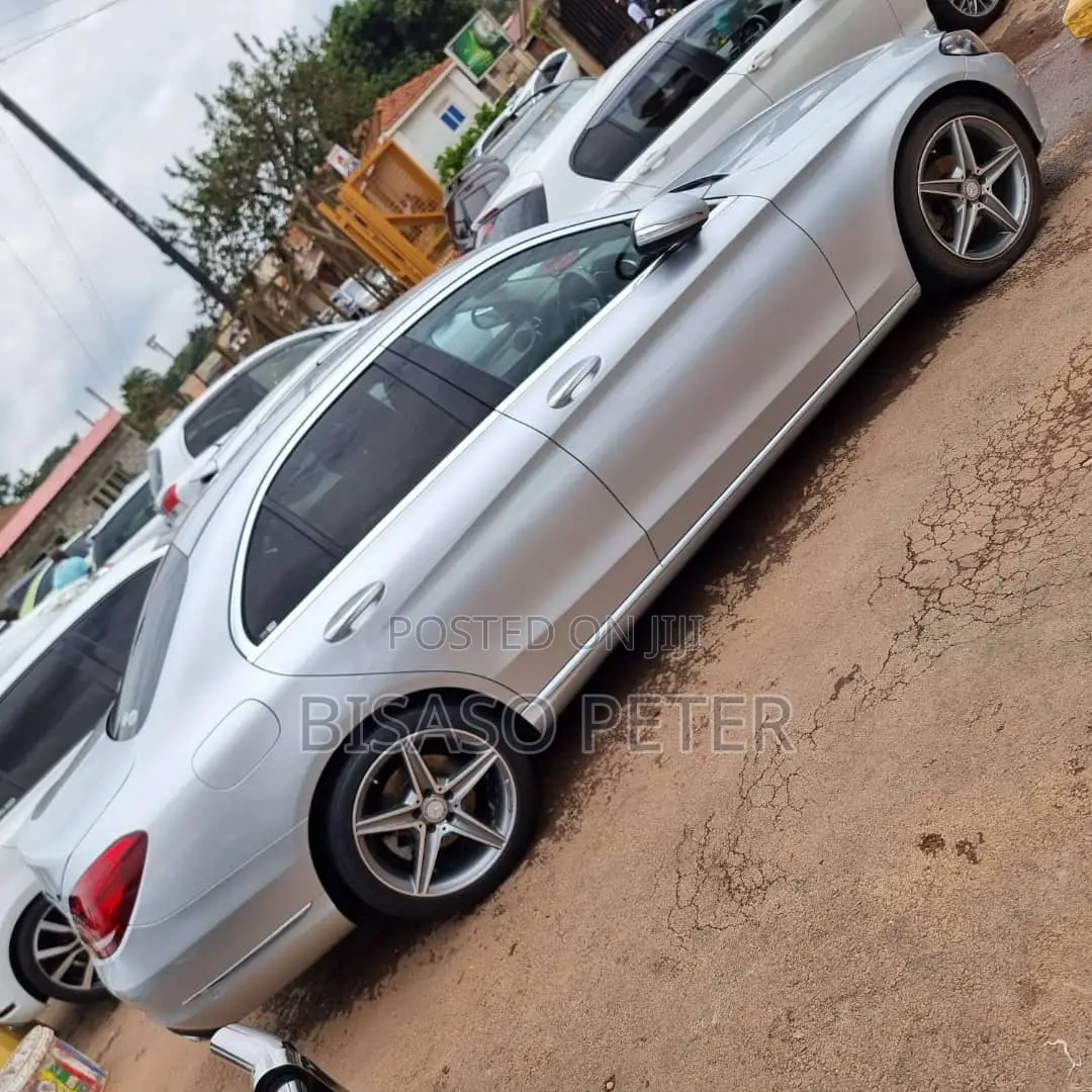 Mercedes-Benz C200 2015 Silver
