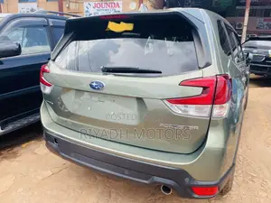 Subaru Forester Limited AWD 2019 Gray