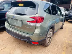 Subaru Forester Limited AWD 2019 Gray