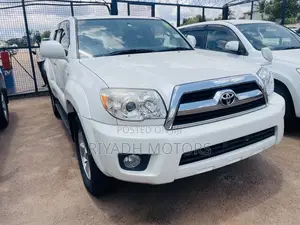 Toyota Hilux Surf 2009 White