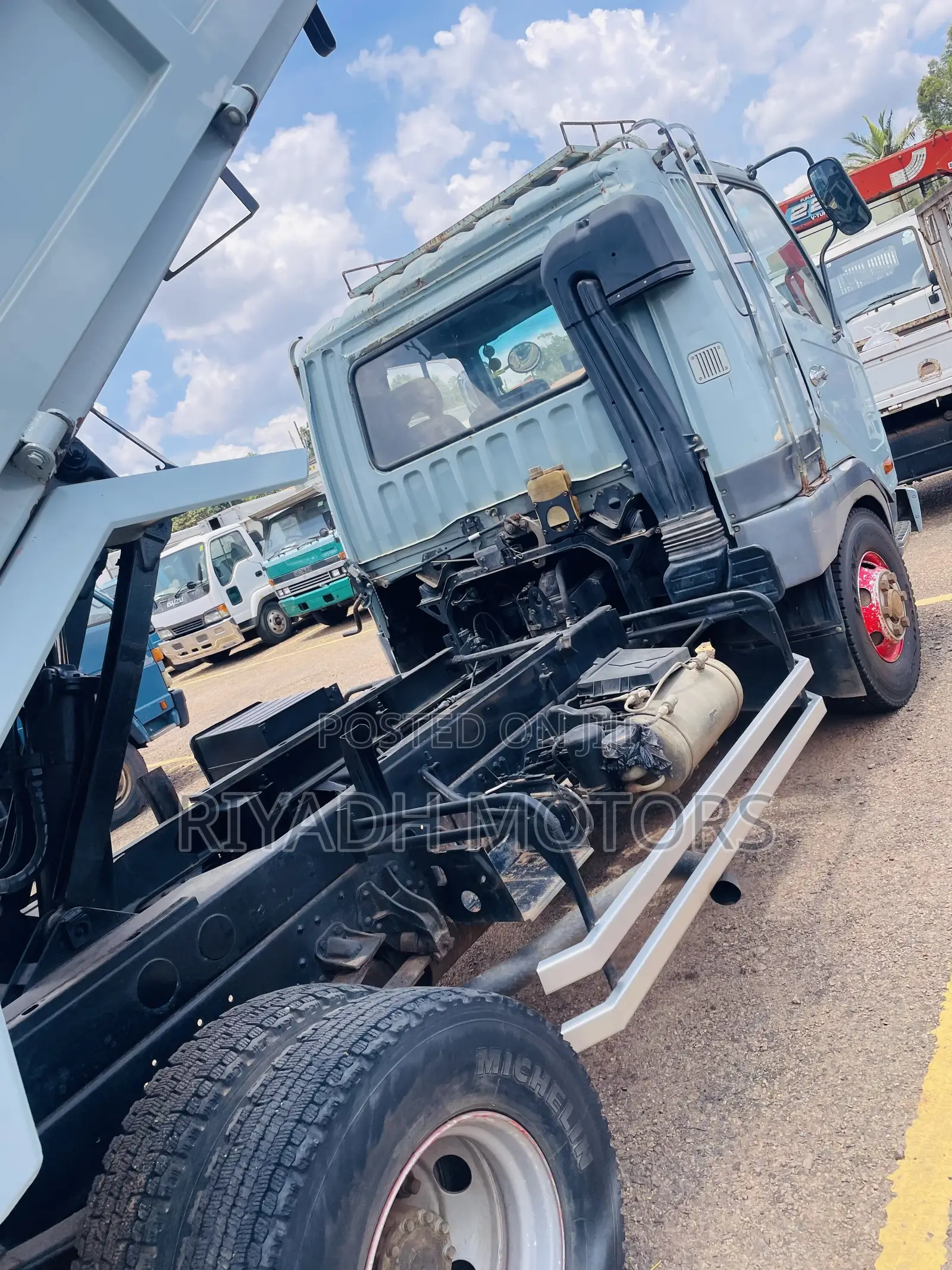 Fuso 6d17 Dumper