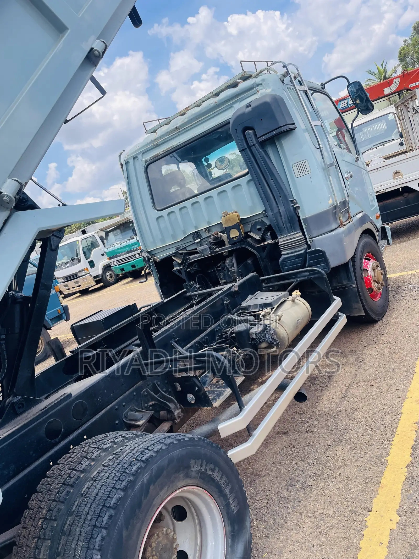 Fuso 6d17 Dumper