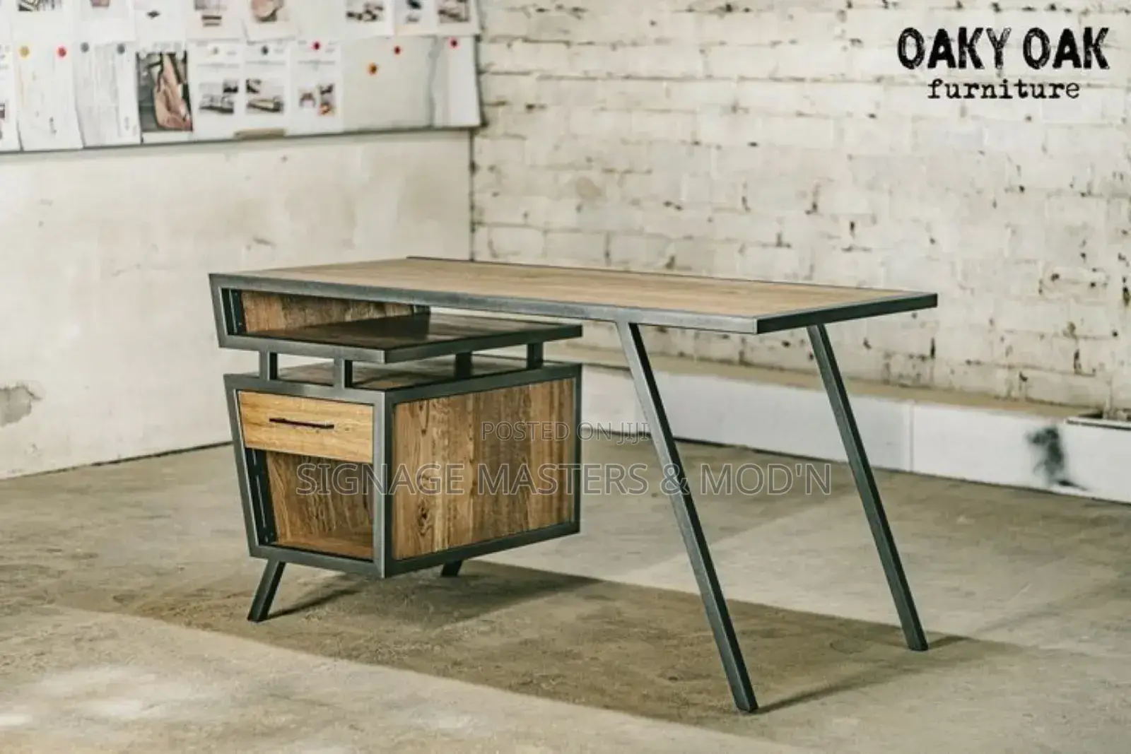 Metallic Wooden Office Table