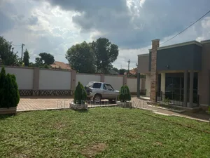 Furnished 4bdrm House in Kira for sale