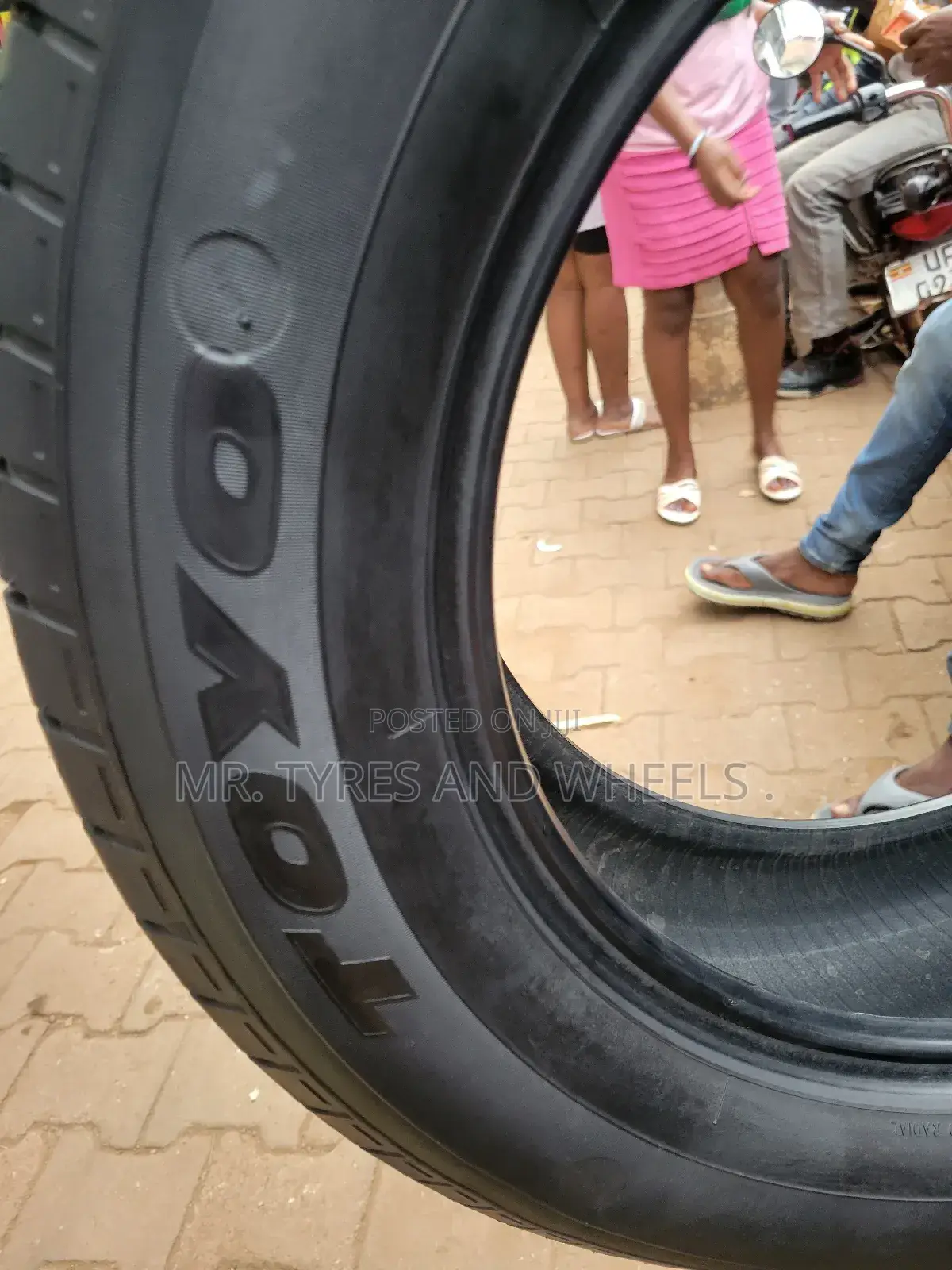 215/65 R16 Japan Tires in the Type of Toyo.