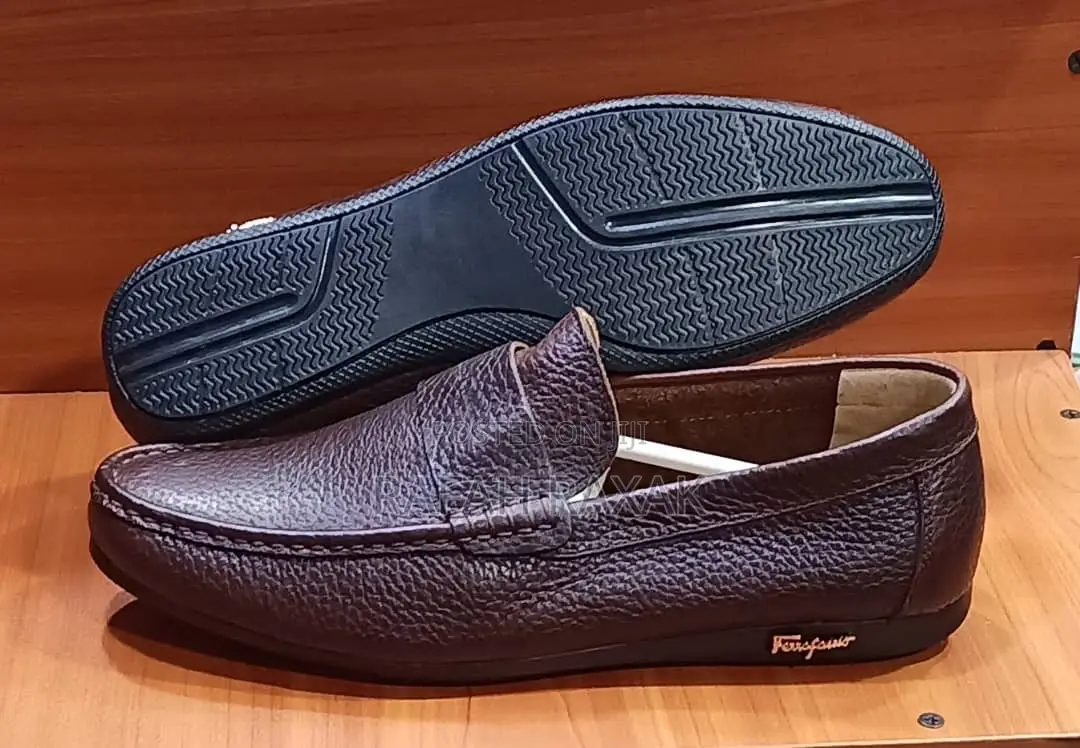 Original Coffee Brown Ferragamo Flat Sole Leather Moccasins