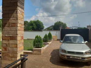 Furnished 4bdrm House in Kira for sale