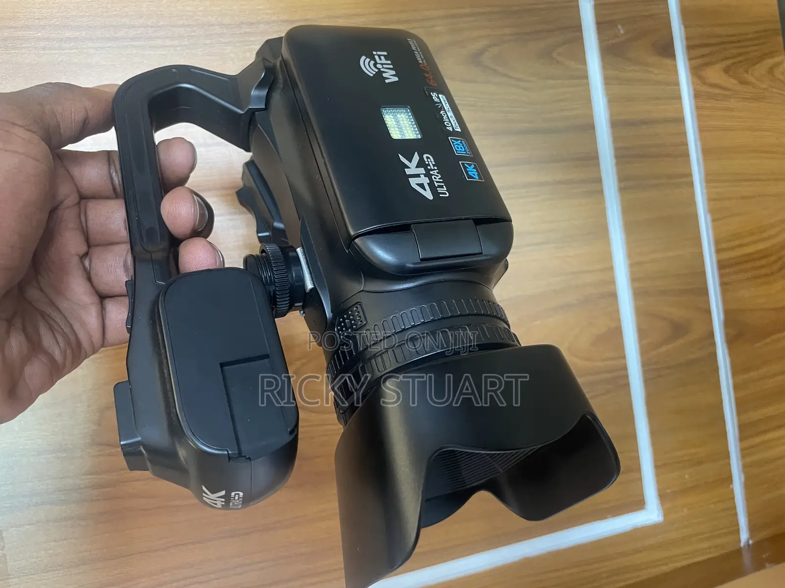  Ultra HD Camcorder