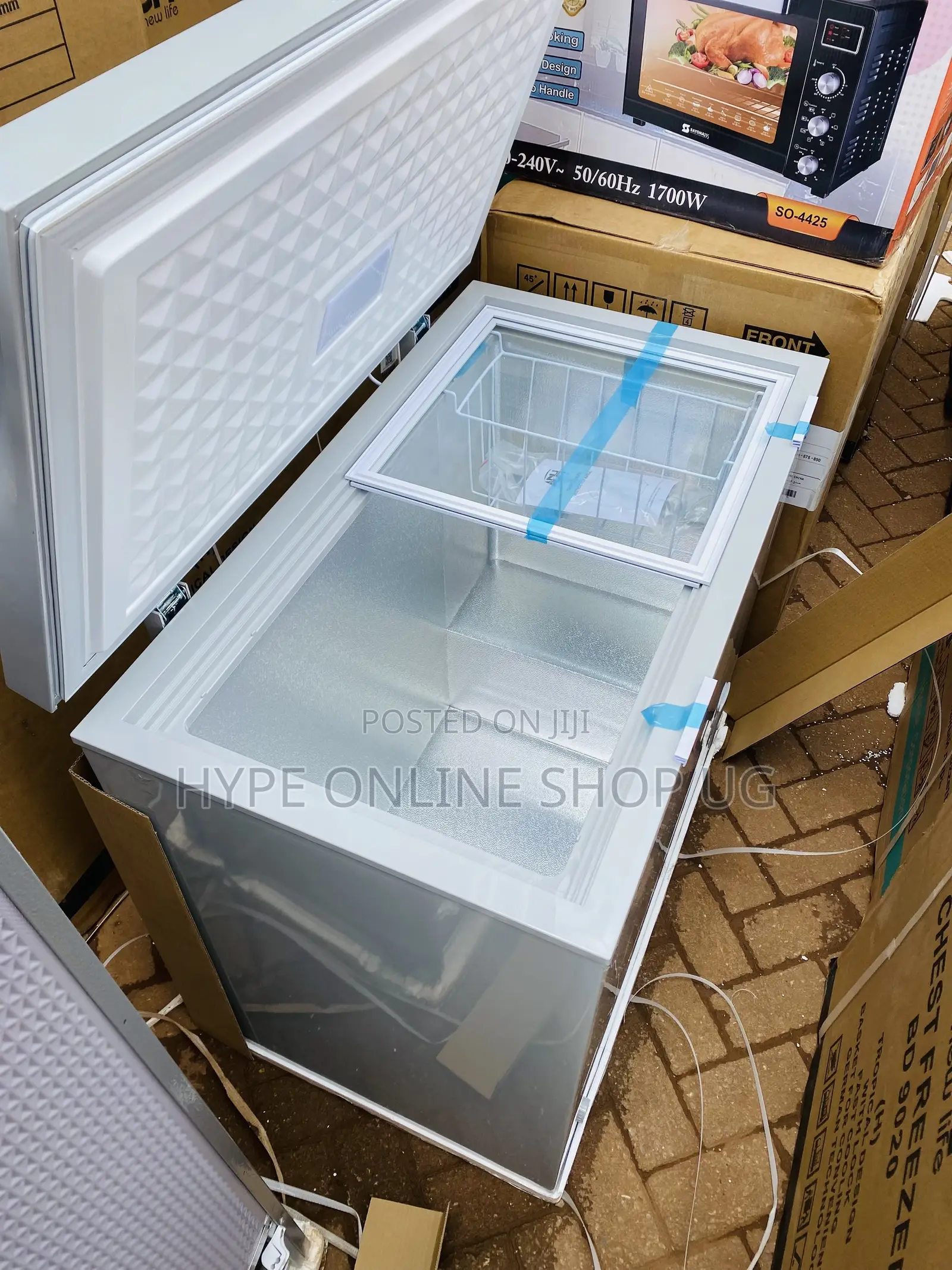 250L Adh Chest Freezer Fridge 001