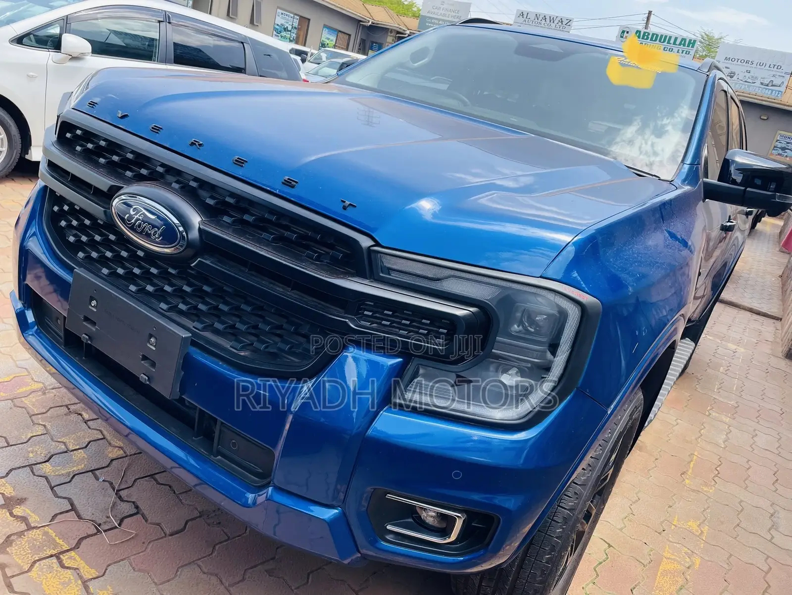Ford Everest 2023 Blue