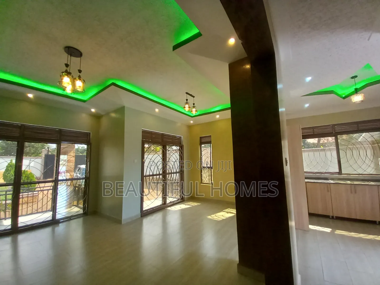 Furnished 4bdrm Maisonette in Kira for sale