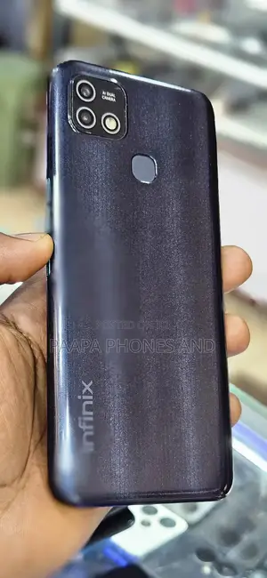 Infinix Hot 10i 64 GB Black