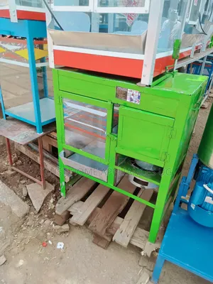 Photo - New Manual Charcoal R Wood Fuel Commercial Pop Corn Machine