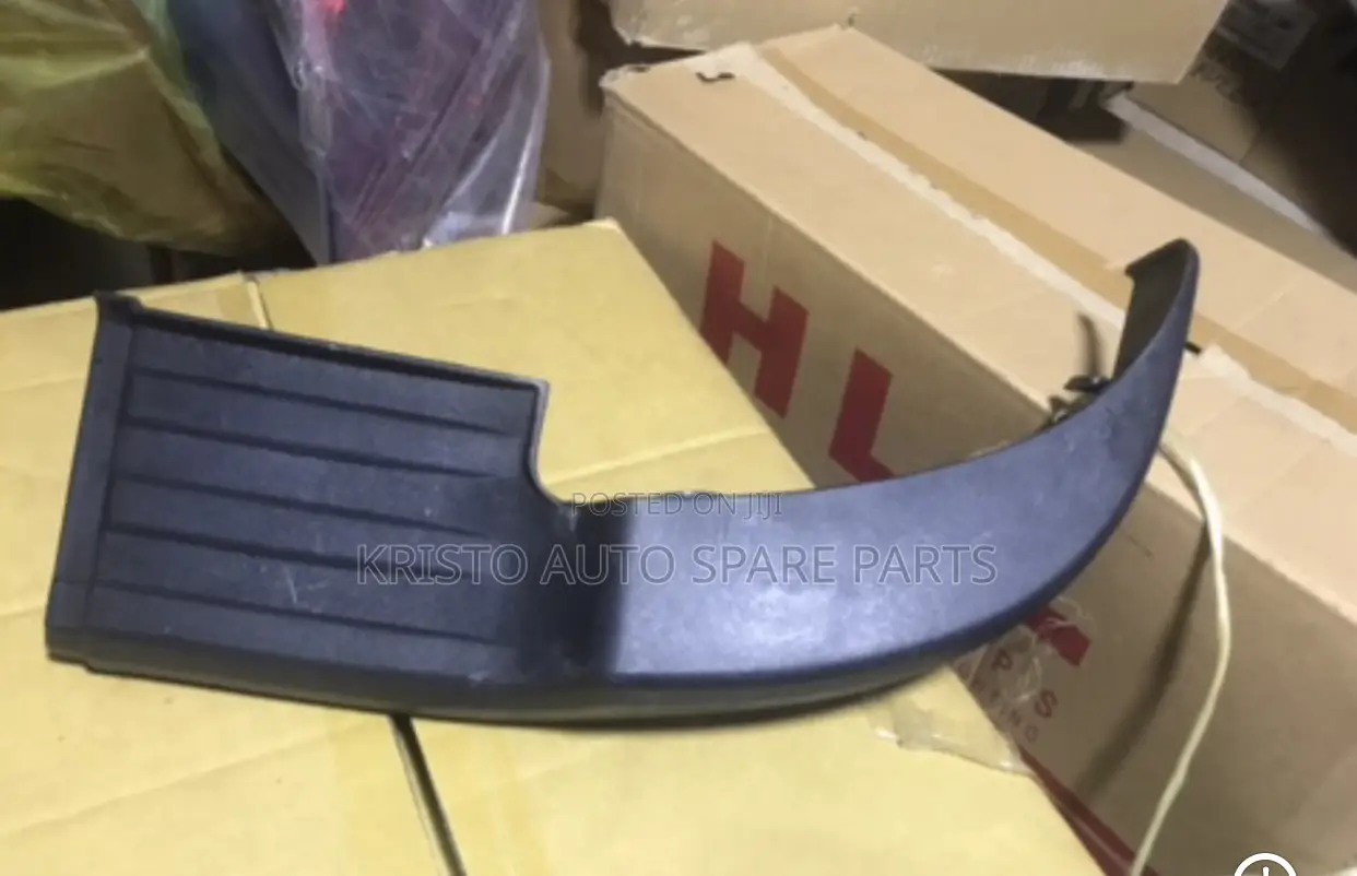 Corner Bumper Covers Hilux Levo