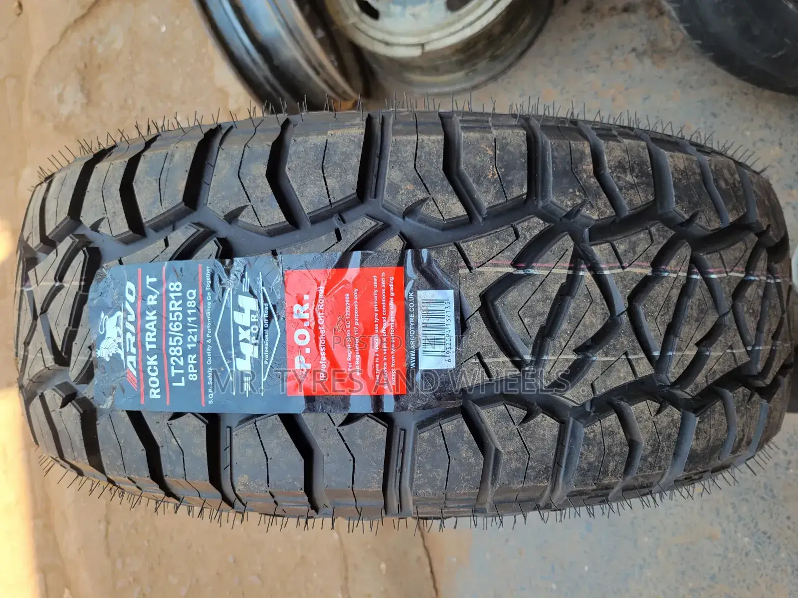 285/65 R18 in the Type of ROCK TRAK