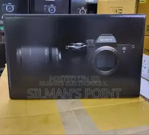 Sony Alpha 7 Iv Kit With 24-70mm Lens