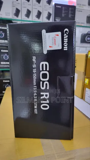 Canon Eos R10 With 18-150mm Kit