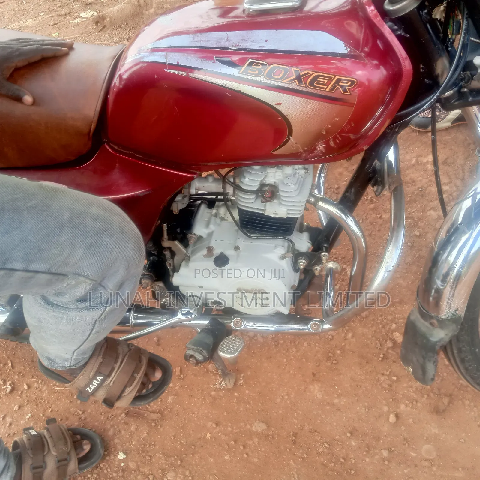 Bajaj Boxer BM100ES 2022 Red