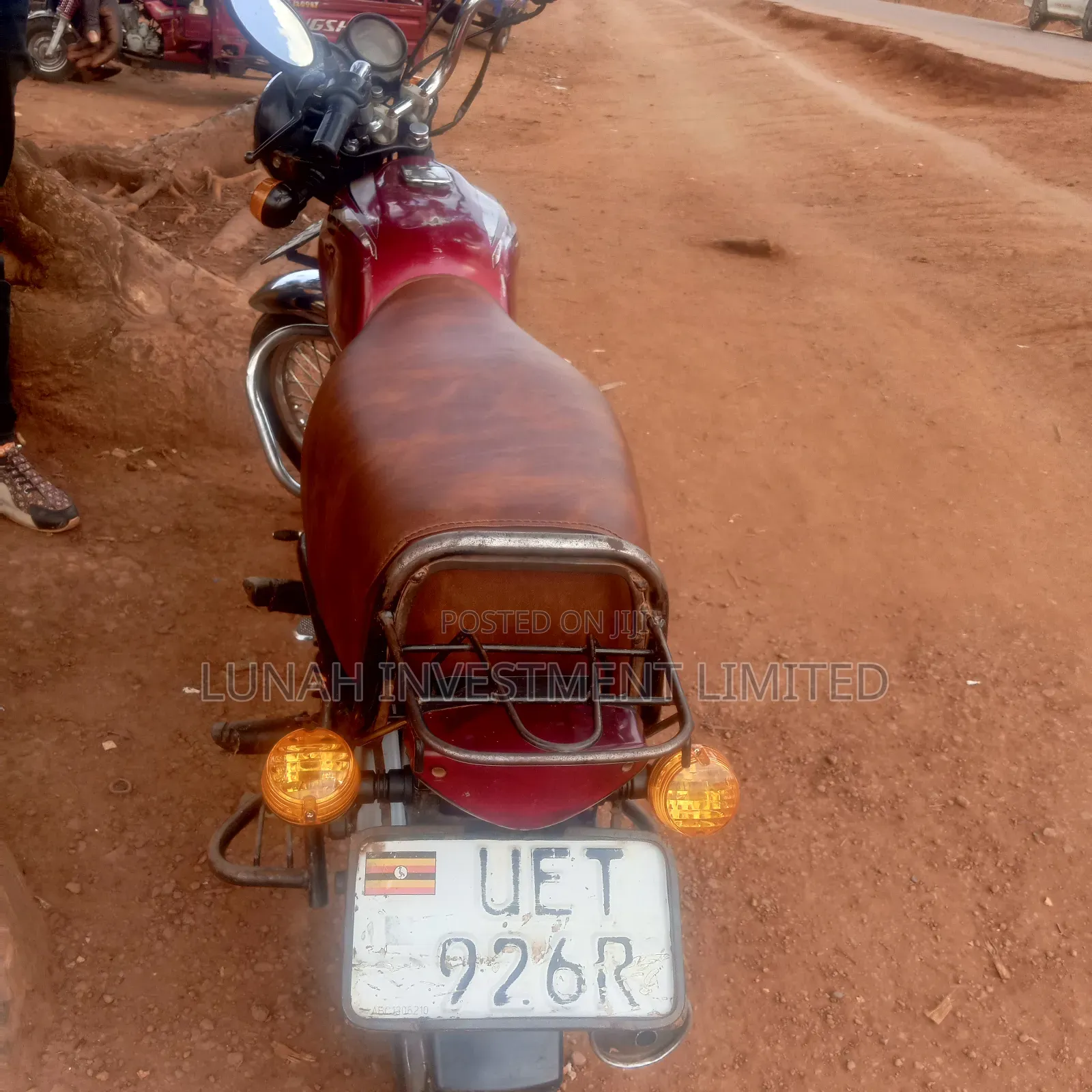 Bajaj Boxer BM100ES 2022 Red