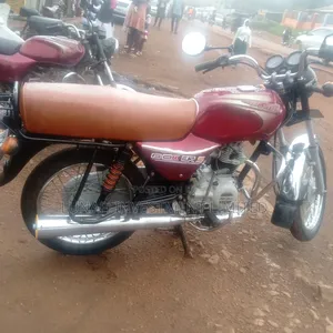 Bajaj Boxer 2023 Red