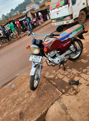 Bajaj Boxer 2023 Red