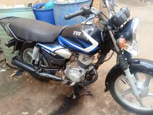 TVS HLX 125 2023 Red