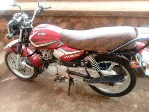 TVS HLX 125 2023 Red