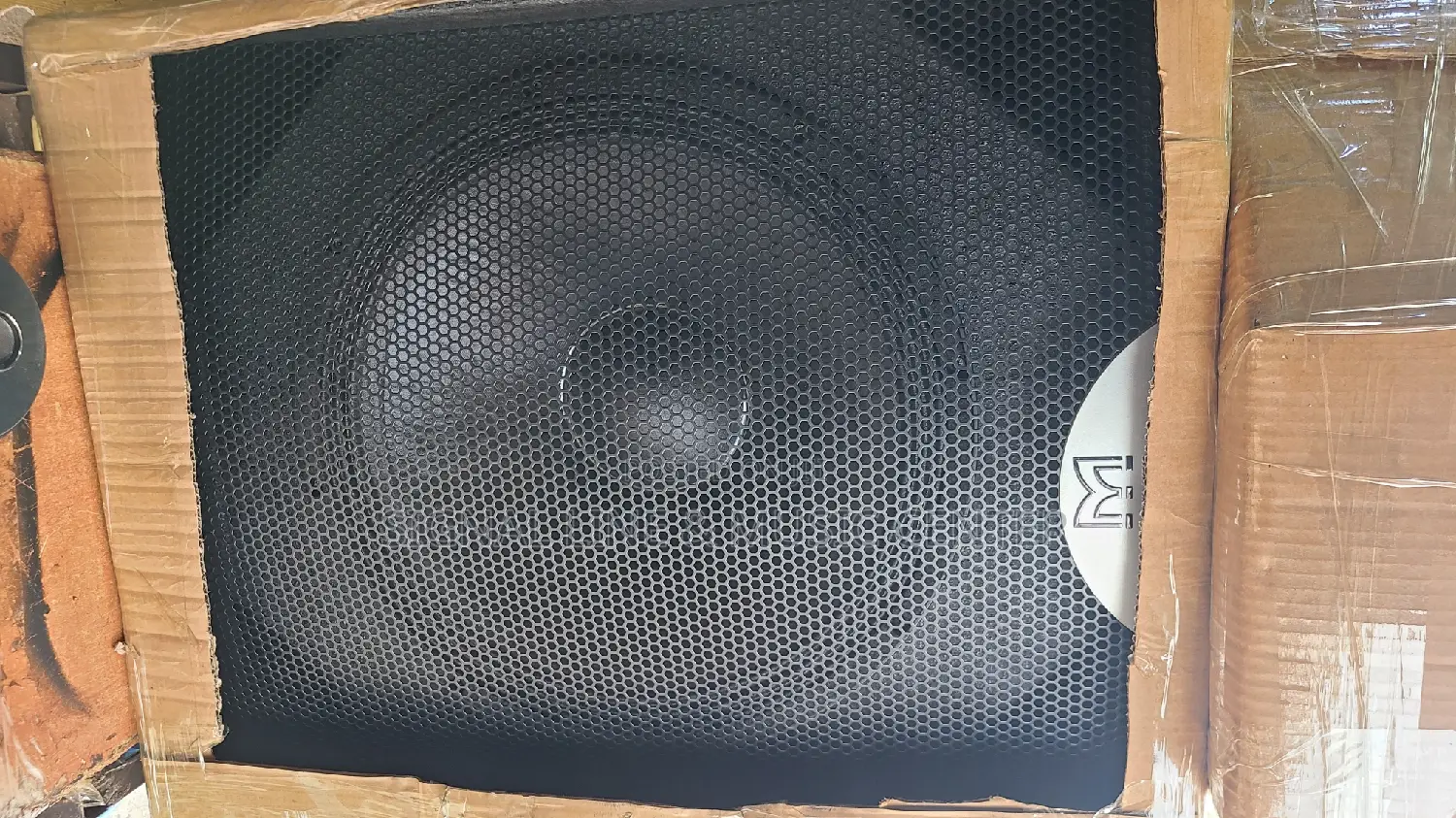 Martin Audio Singal Bass Black Speakers