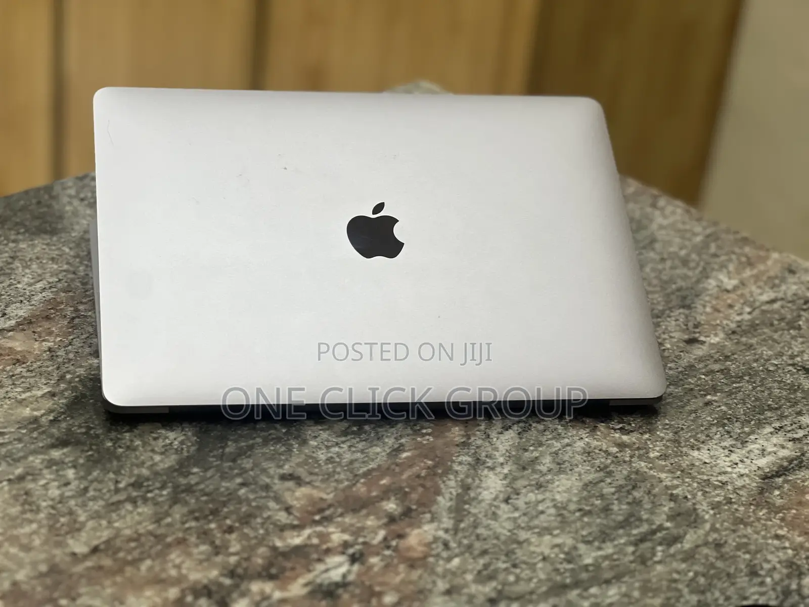 Laptop Apple MacBook Pro 2020 16GB Intel Core i5 SSHD (Hybrid) 512GB