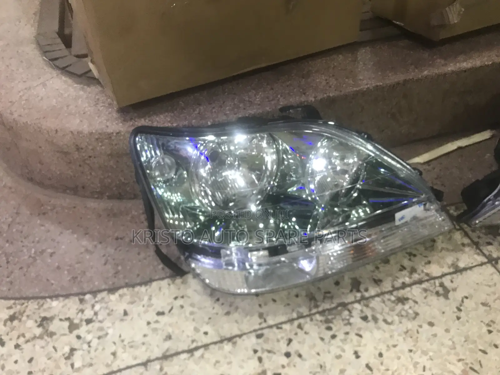 Headlamps Harrier Old Model