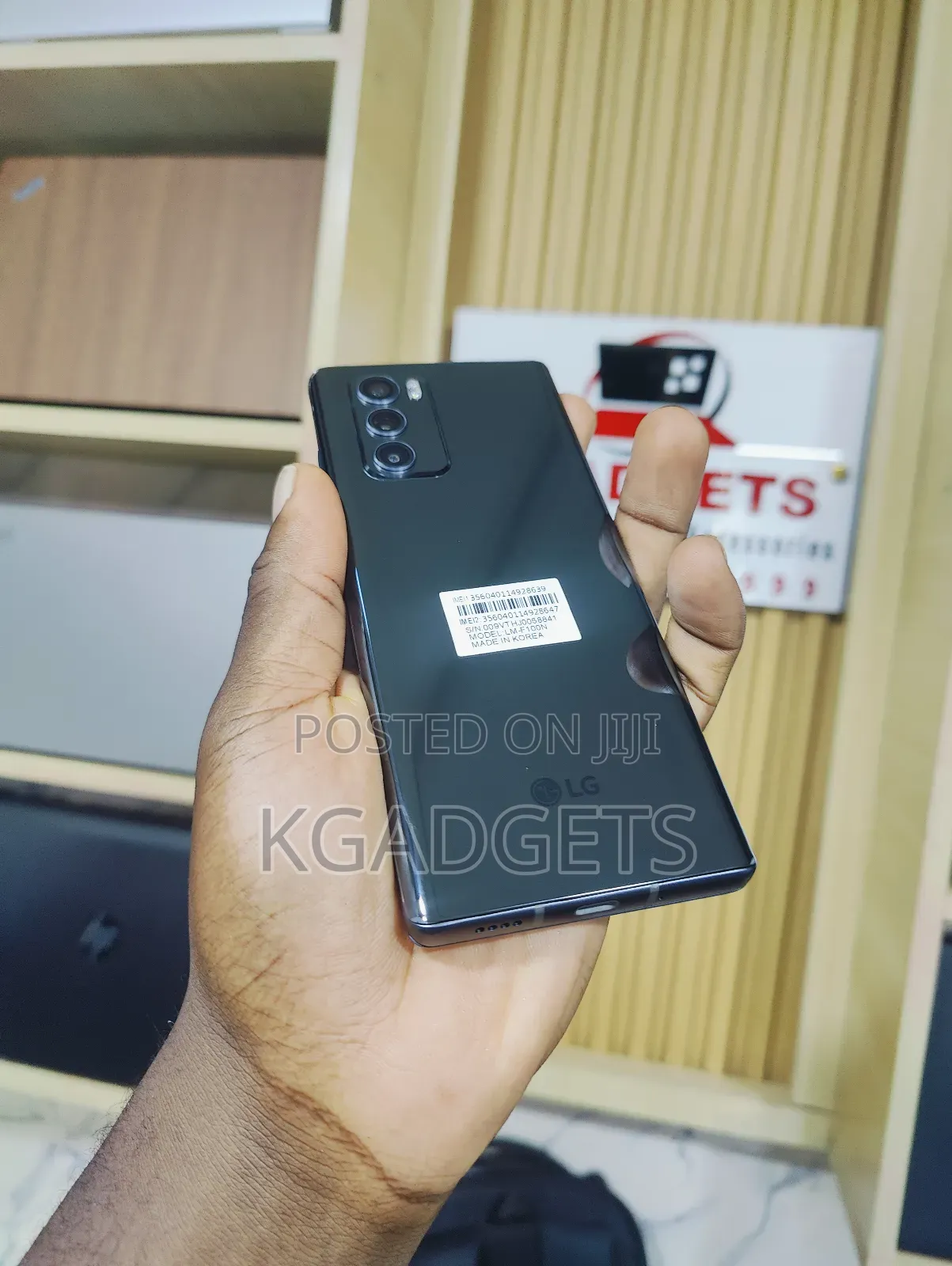 New LG Wing 5G 256 GB Black