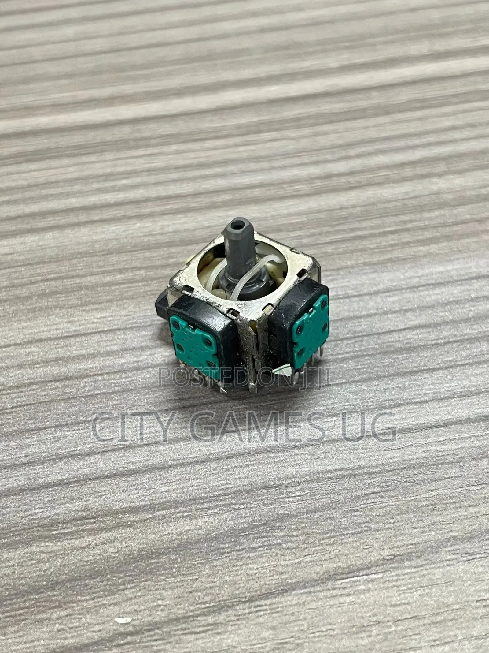 Playstation 3-4pin Analog