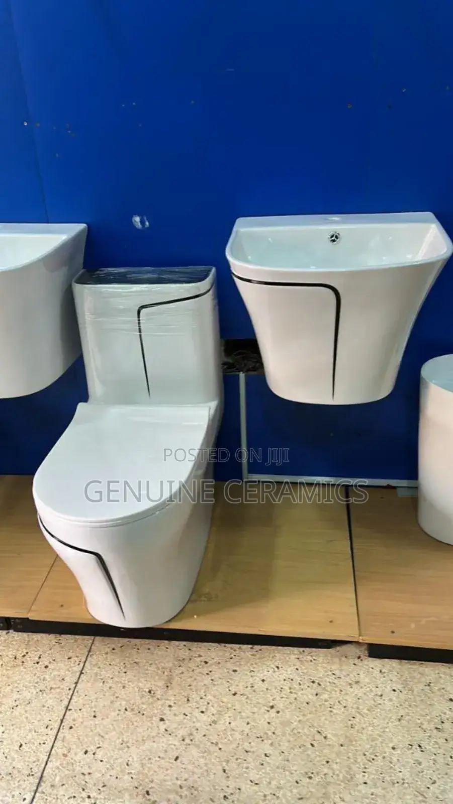 White Toilet Seat With White Basin