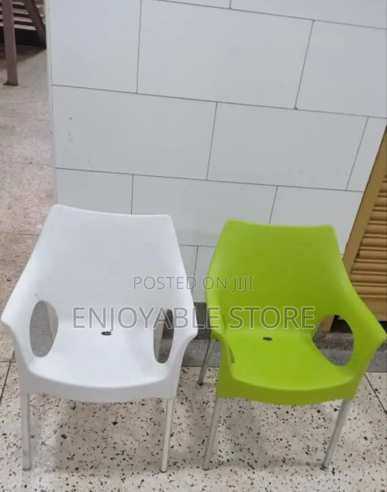 London Plastic Chairs White and Green