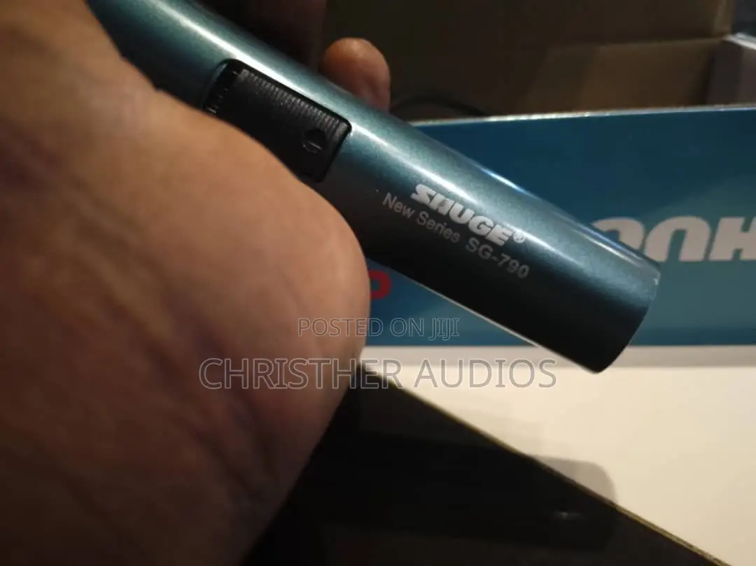 Shuge Wired Microphones