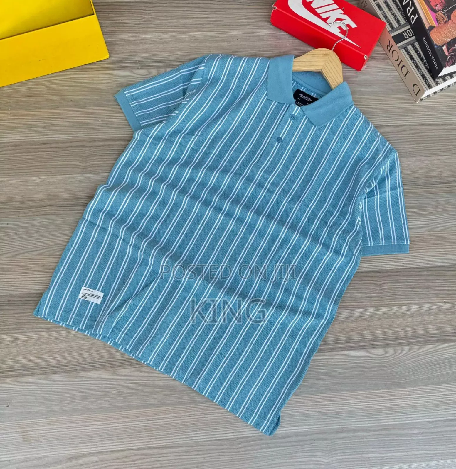 Majestic Collar Stripes T-Shirt