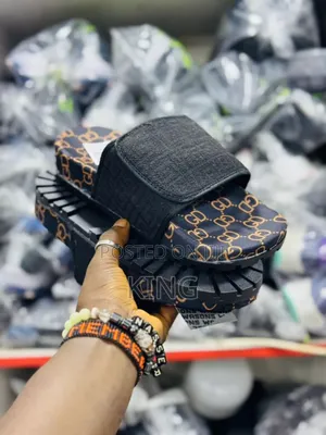 Civil Trending Sandals