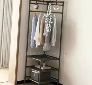 New Poetable Clothes Rack