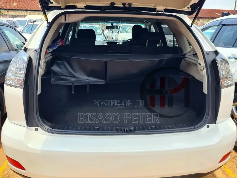 Toyota Harrier 2.4 2012 White